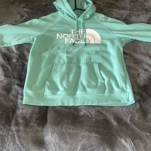 Used women’s Northface Hoodie size Large
